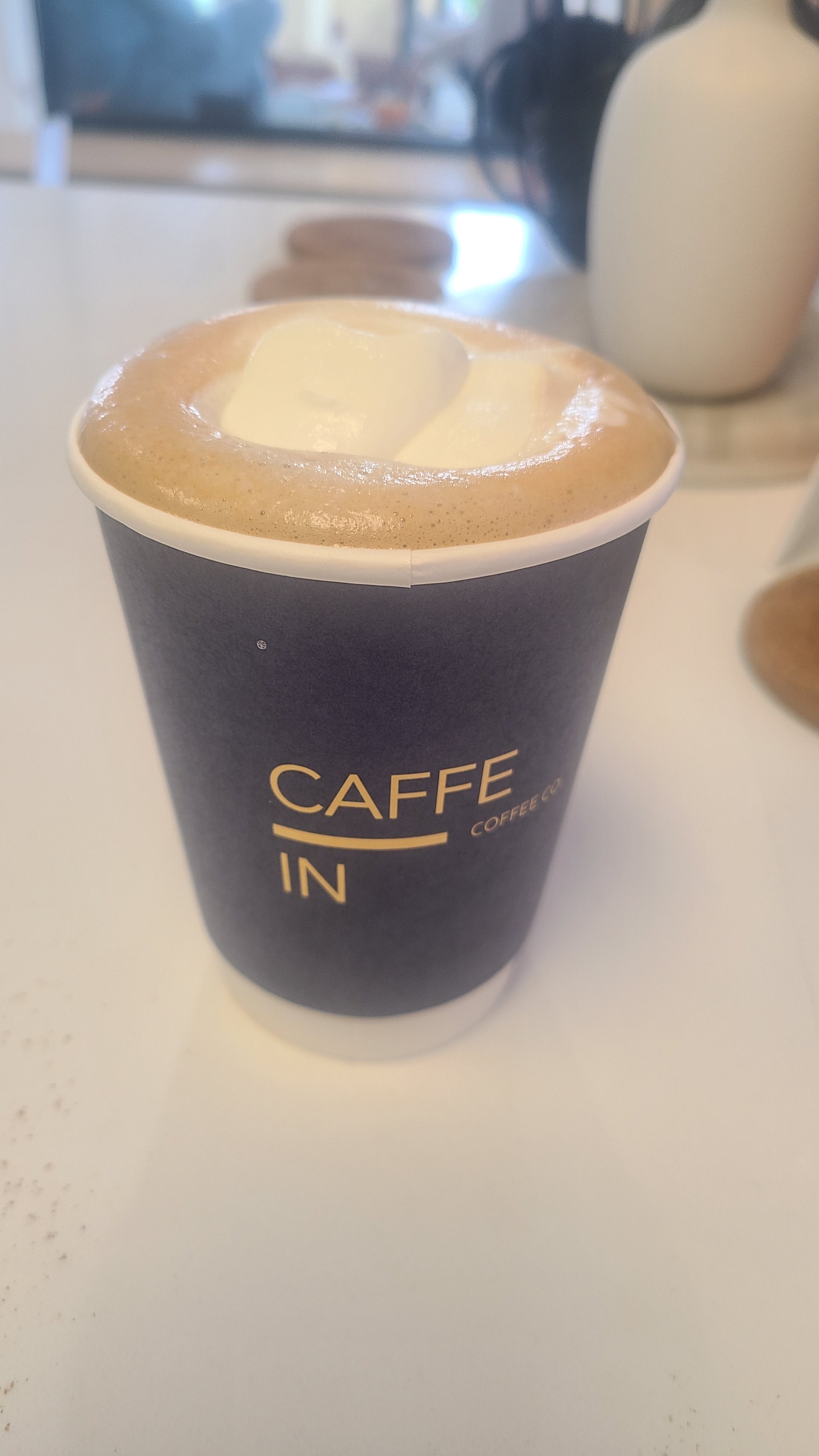 STRAWBERRY LATTE | CAFFE IN COFFEE ROASTERS